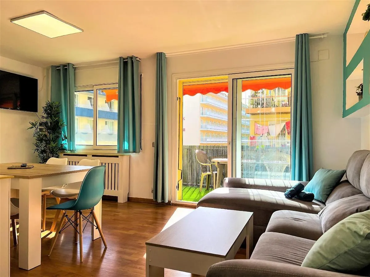 Apartment Vivalidays Stephane - Fenals - Lloret De Mar Spain